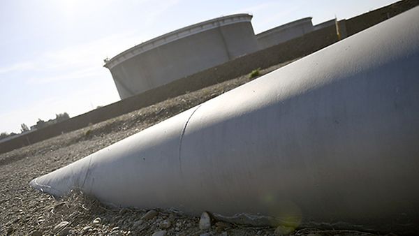 Leak detection: hydrocarbon line safety