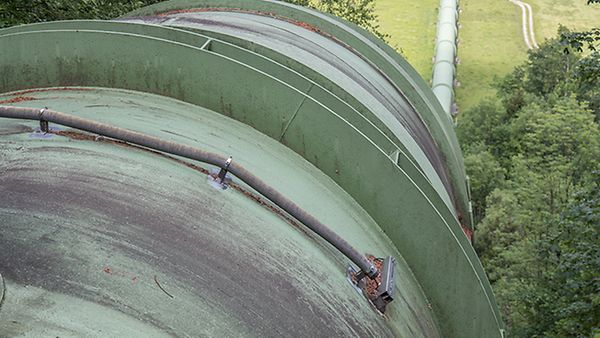 Hydropower plant penstock pipeline flow 